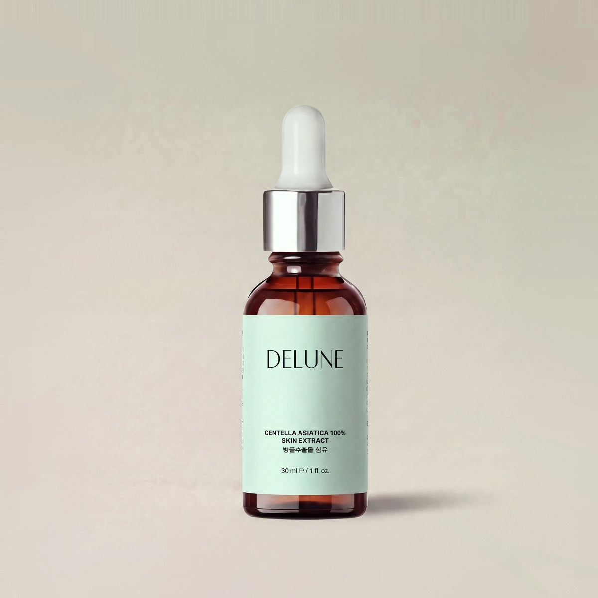 Frasco gotero de 30 ml con el extracto para la piel Centella Asiatica de Delune