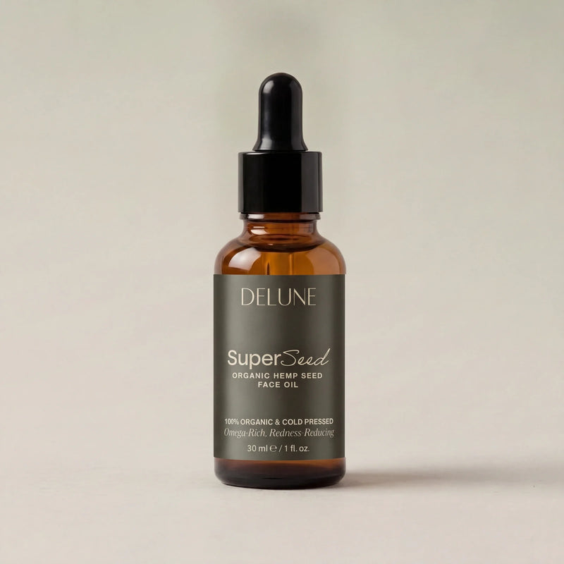 Super Seed, aceite facial de semilla de cáñamo de Delune, foto de estudio