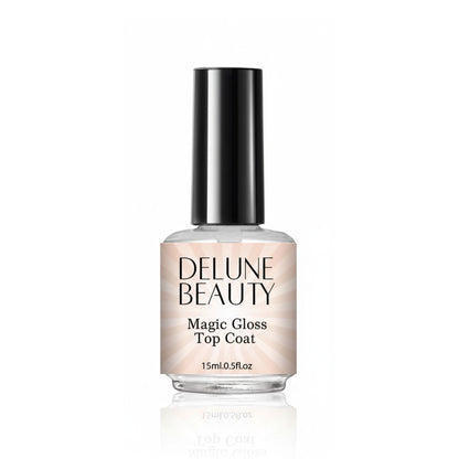 Top coat transparente Magic Gloss incluido con los tres paquetes de uñas adhesivas de The Nail Edit de Delune